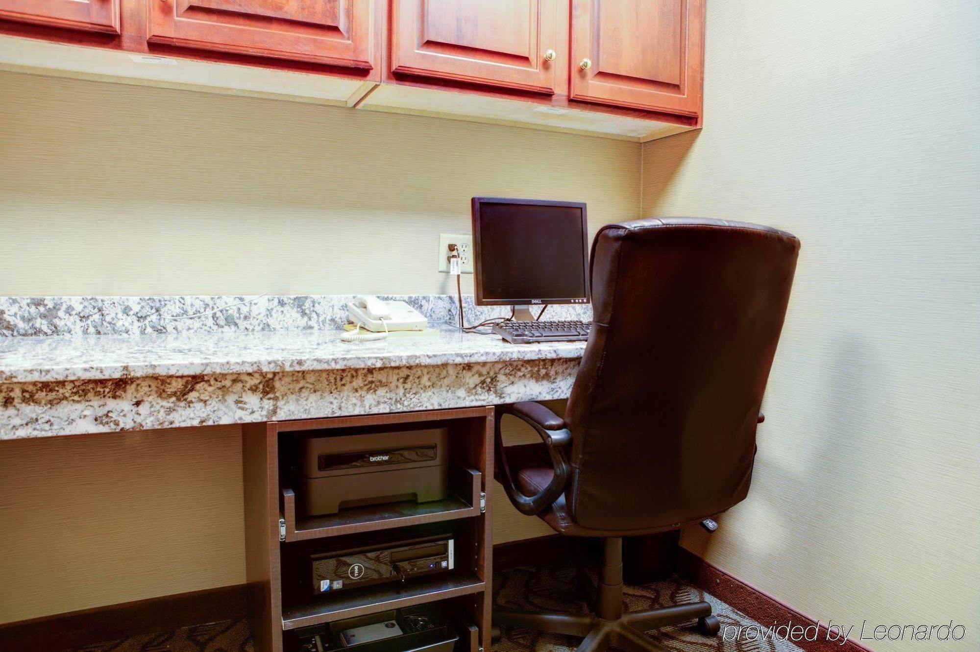 Comfort Suites Stevensville - St Joseph Dış mekan fotoğraf